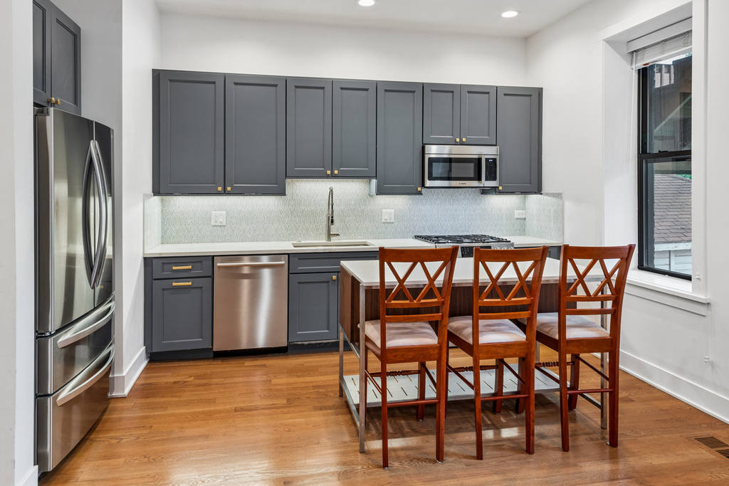 3517 N Reta Avenue - Photo 3
