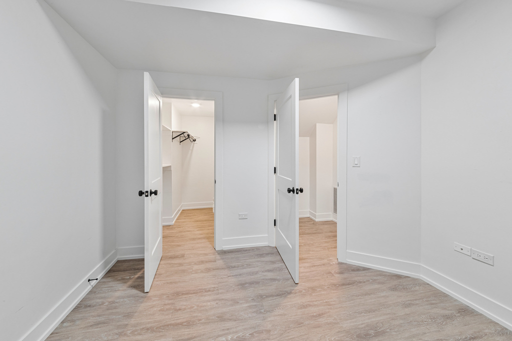 3517 N Reta Avenue - Photo 12