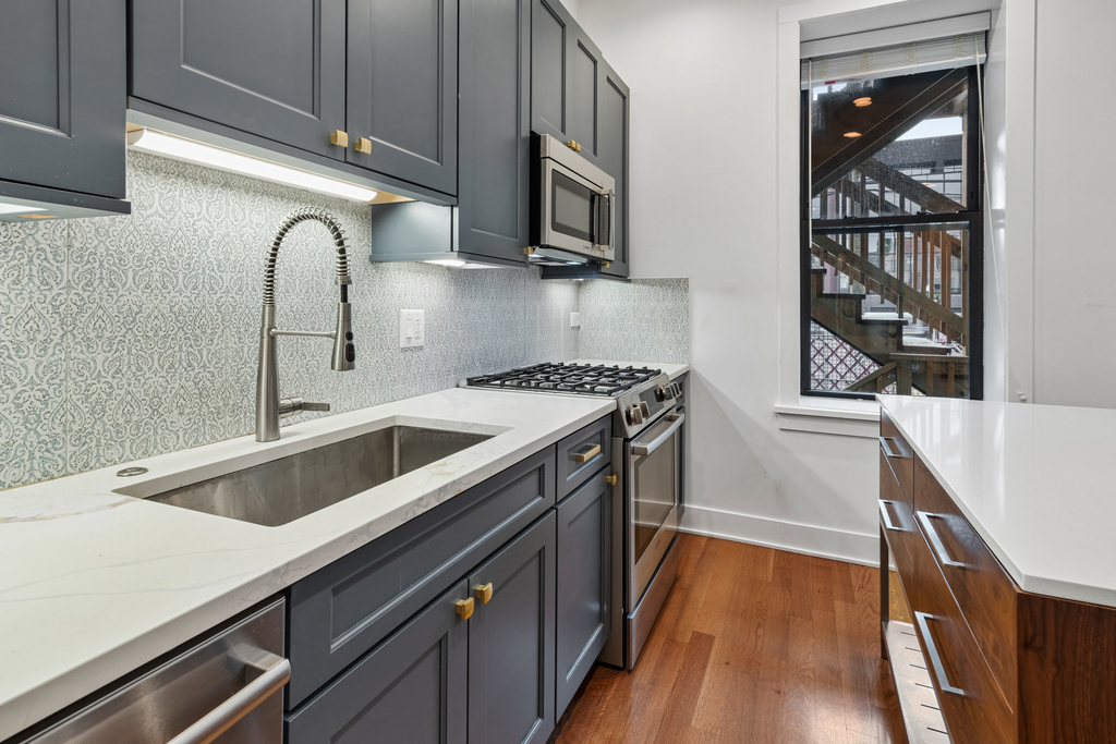 3517 N Reta Avenue - Photo 1