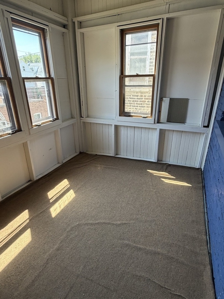 4847 N Claremont Avenue - Photo 10