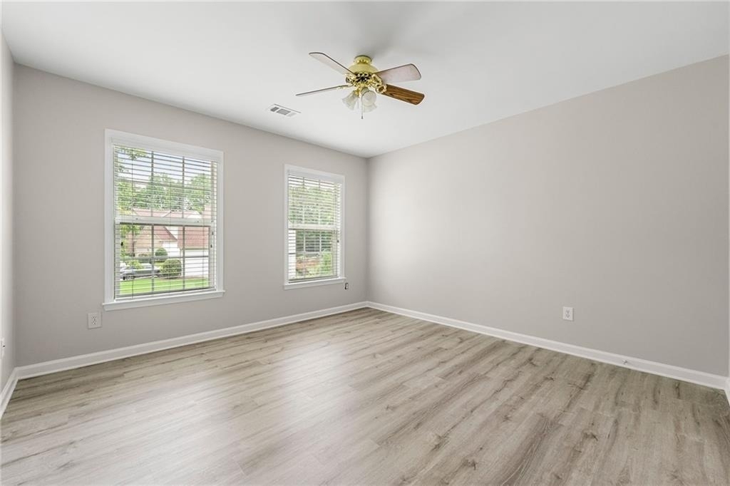 28 Crystal Way - Photo 14