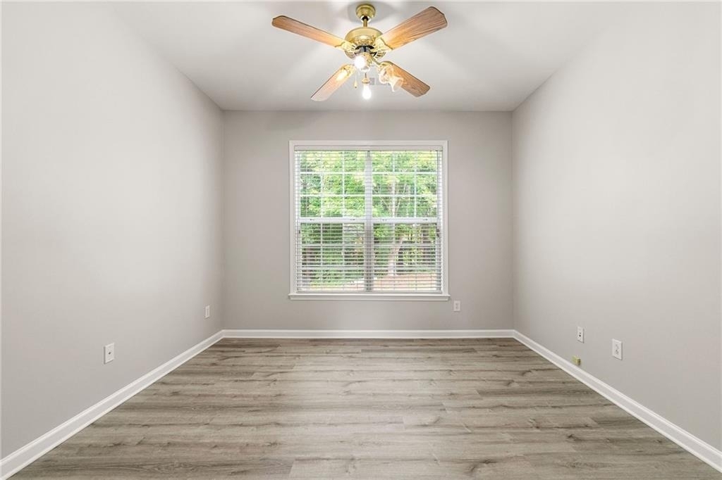 28 Crystal Way - Photo 19