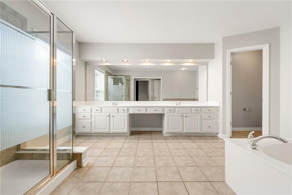 28 Crystal Way - Photo 11