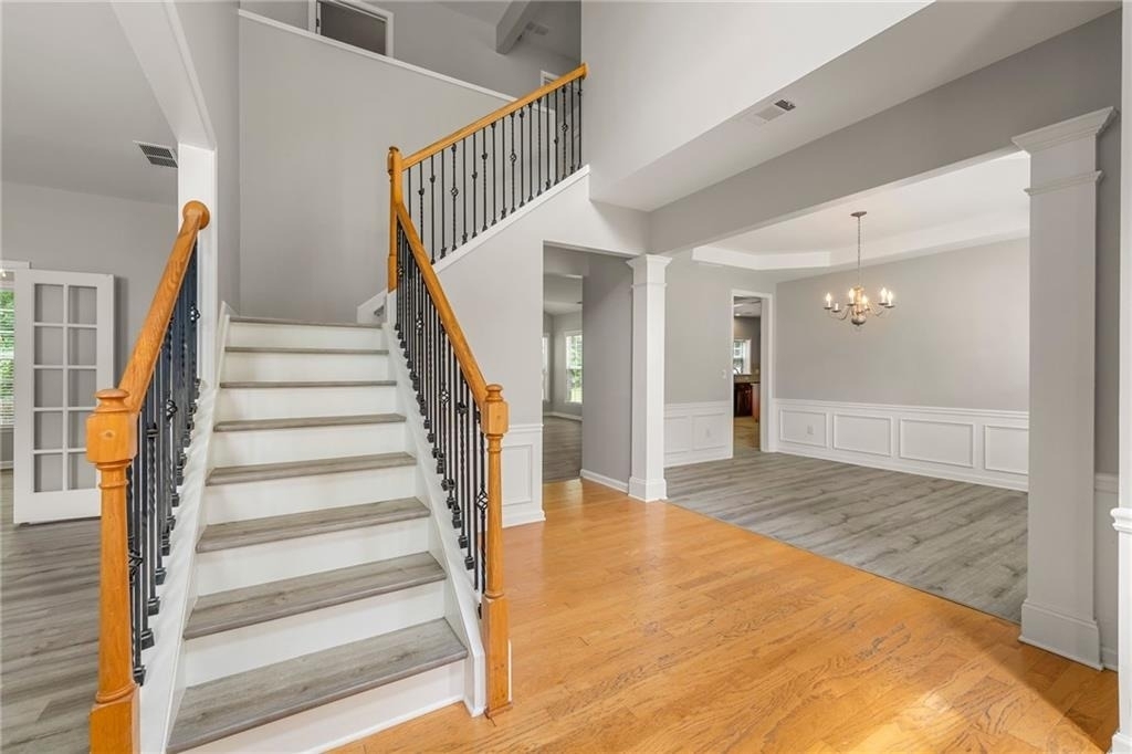 28 Crystal Way - Photo 6