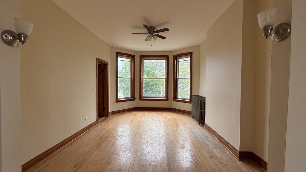 2022 N Lawler Avenue - Photo 7