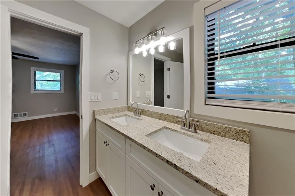 3753 Memorial Parkway Nw - Photo 8
