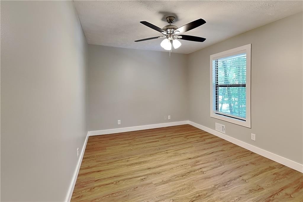 3753 Memorial Parkway Nw - Photo 11