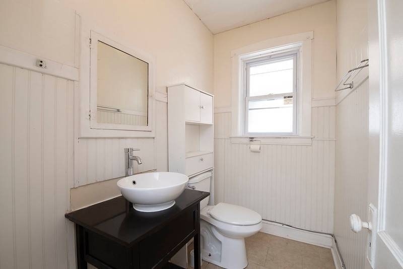 4825 N Sawyer Avenue - Photo 12