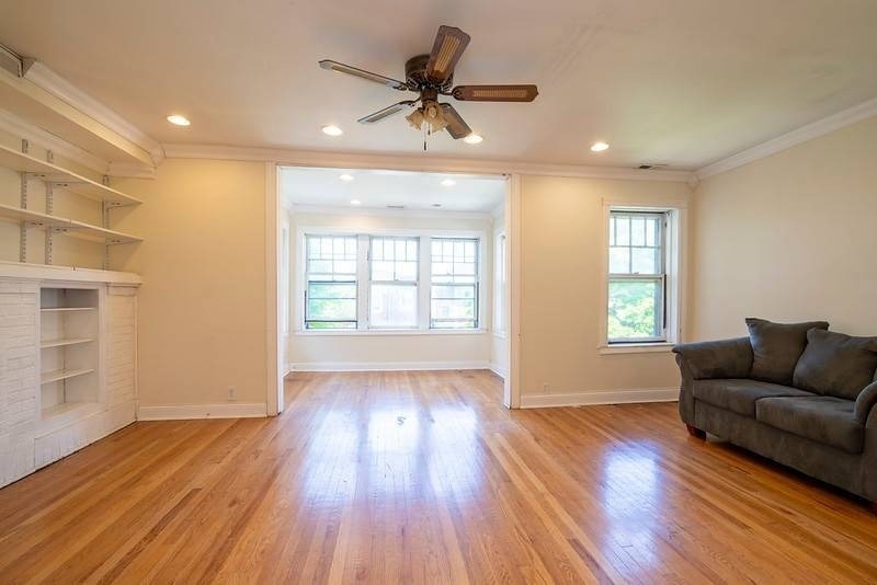 4825 N Sawyer Avenue - Photo 4