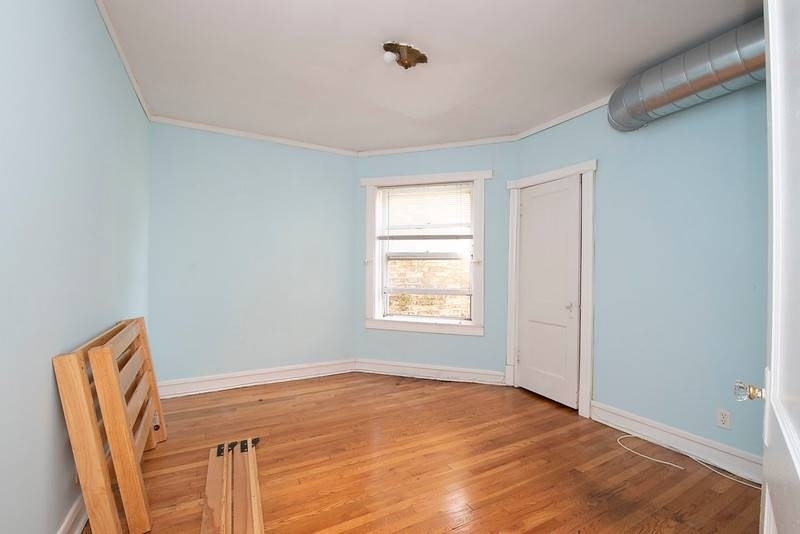4825 N Sawyer Avenue - Photo 9