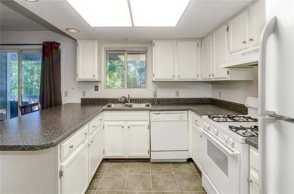 44 Rumson Court Se - Photo 2