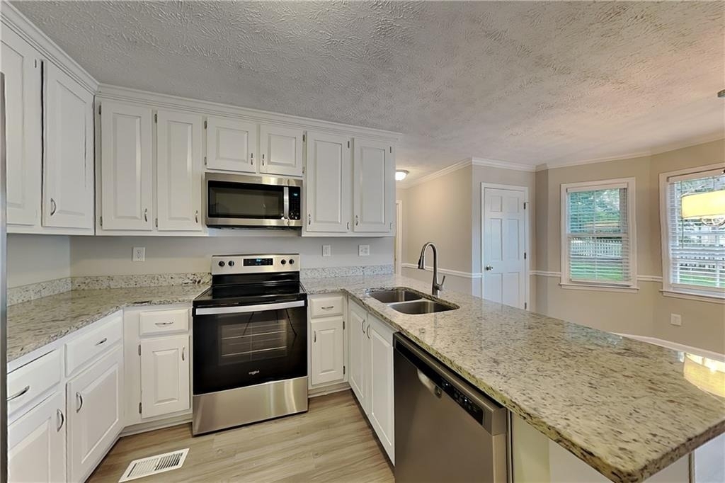 1589 Tennessee Walker Drive Ne - Photo 4