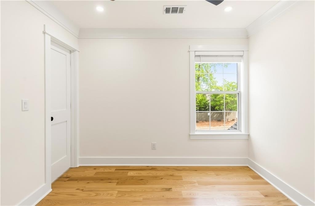 5190 Bankside Way - Photo 33
