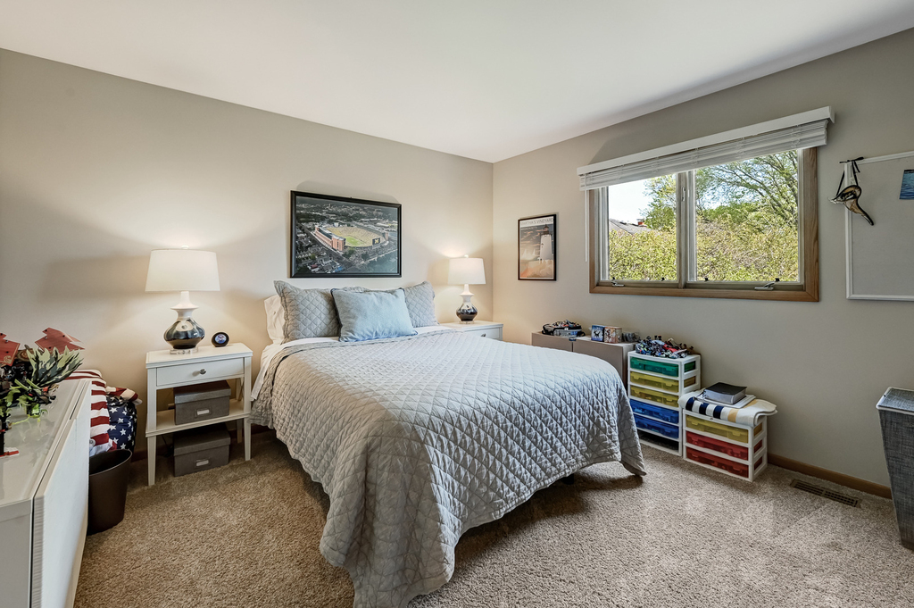 5631 S Elm Street - Photo 17
