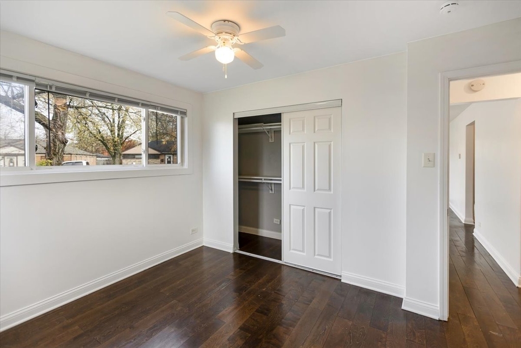 321 Onarga Street - Photo 13