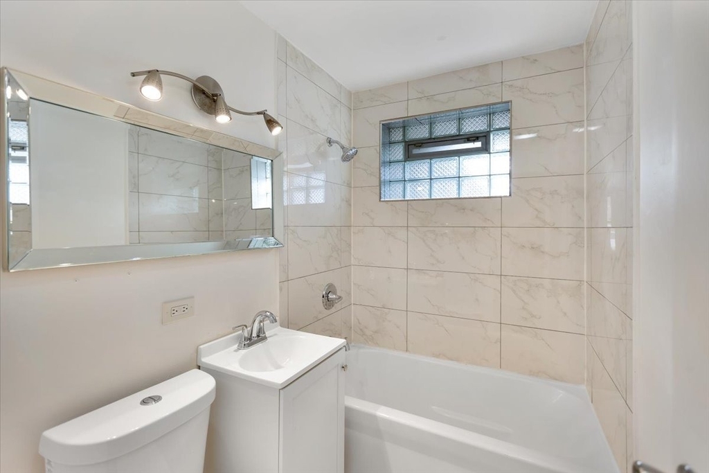 321 Onarga Street - Photo 16