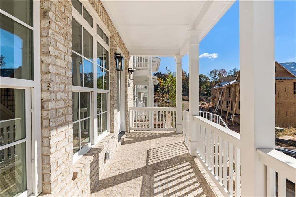 2035 Parkside Lane - Photo 2