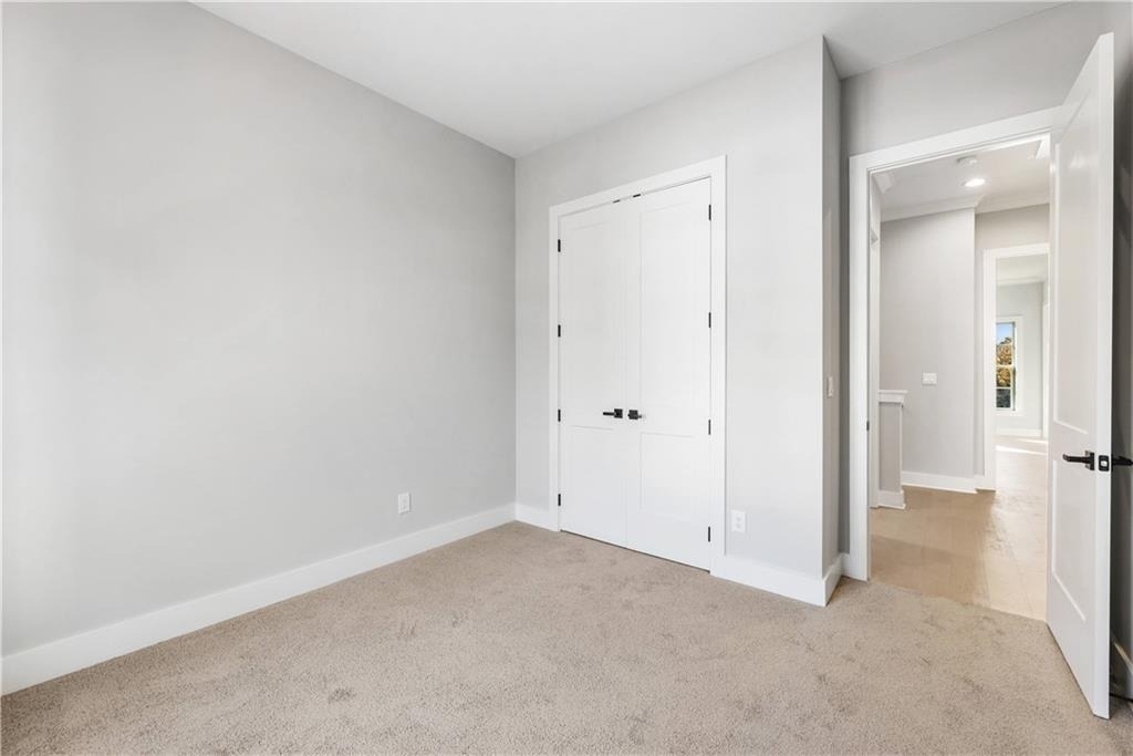 2035 Parkside Lane - Photo 35