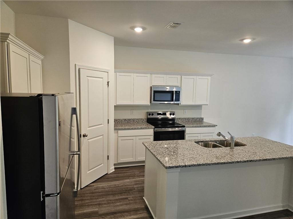 326 Silverton Drive - Photo 7