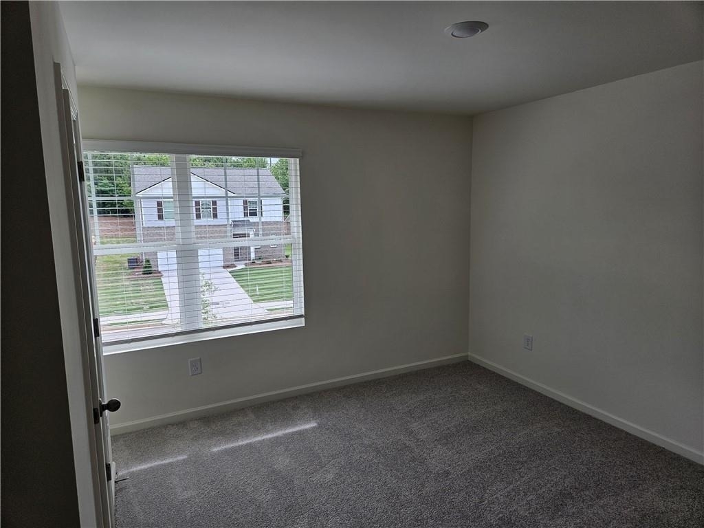 326 Silverton Drive - Photo 18