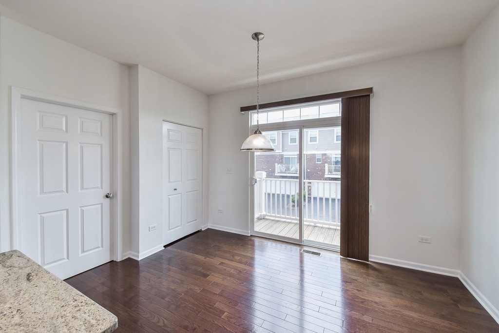 2511 Dunraven Avenue - Photo 7