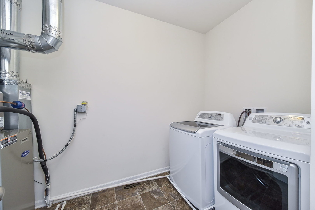 2511 Dunraven Avenue - Photo 8