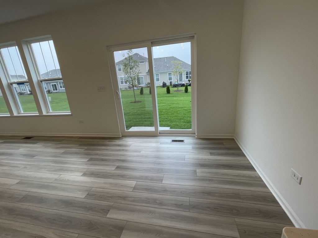 25550 W Maurice Lane - Photo 3