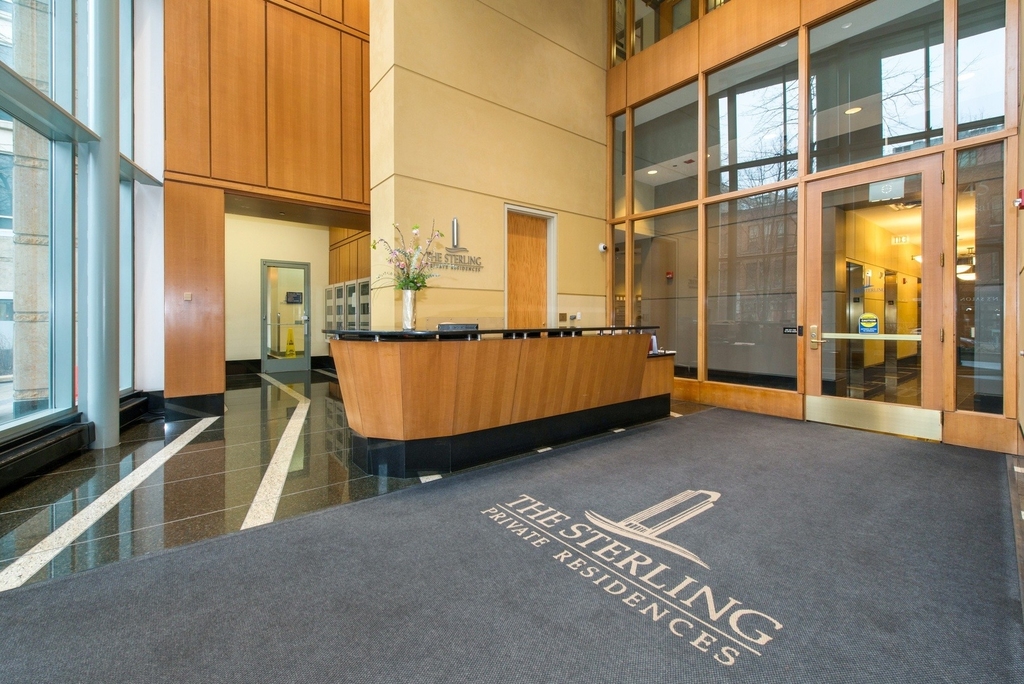 345 N Lasalle Drive - Photo 2