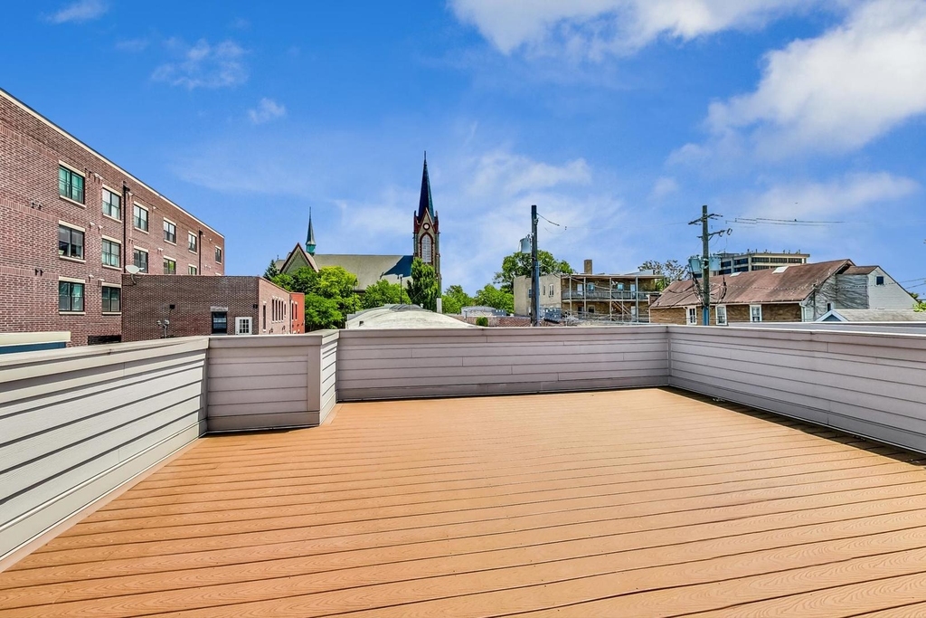 8101 Floral Avenue - Photo 30