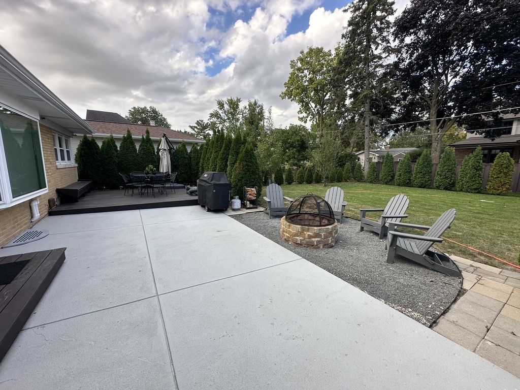 814 S Evergreen Avenue - Photo 1