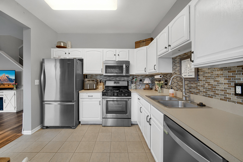 1882 N Wentworth Circle - Photo 11