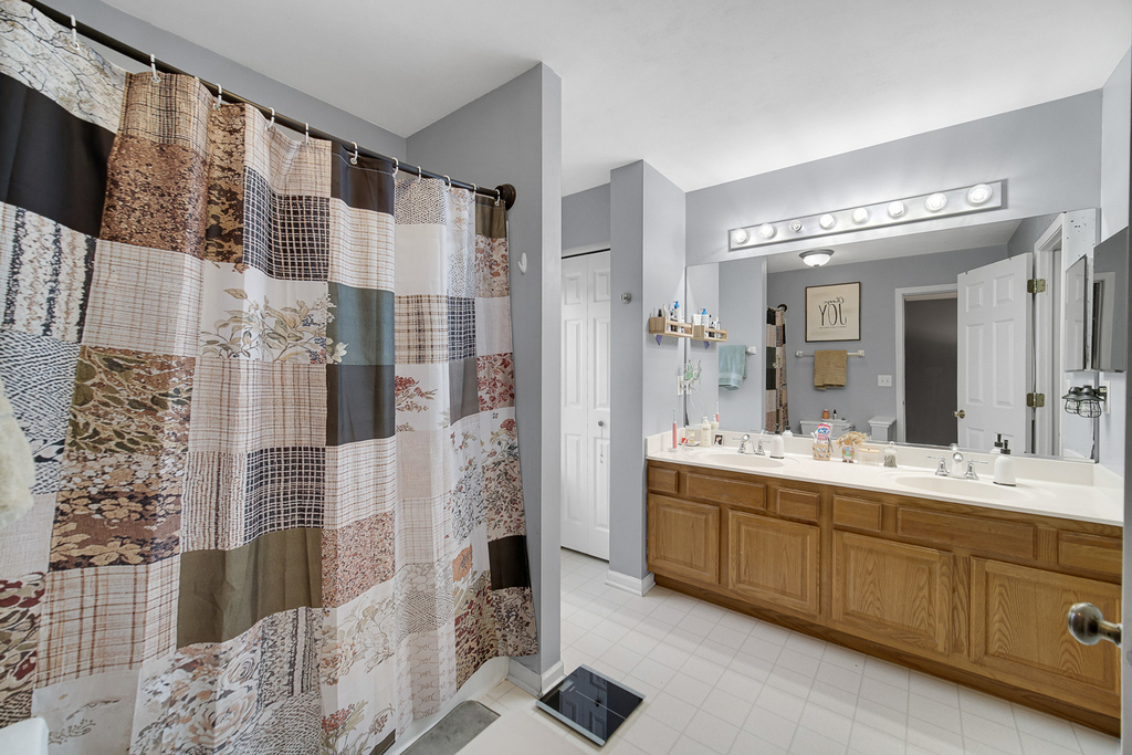 1882 N Wentworth Circle - Photo 15