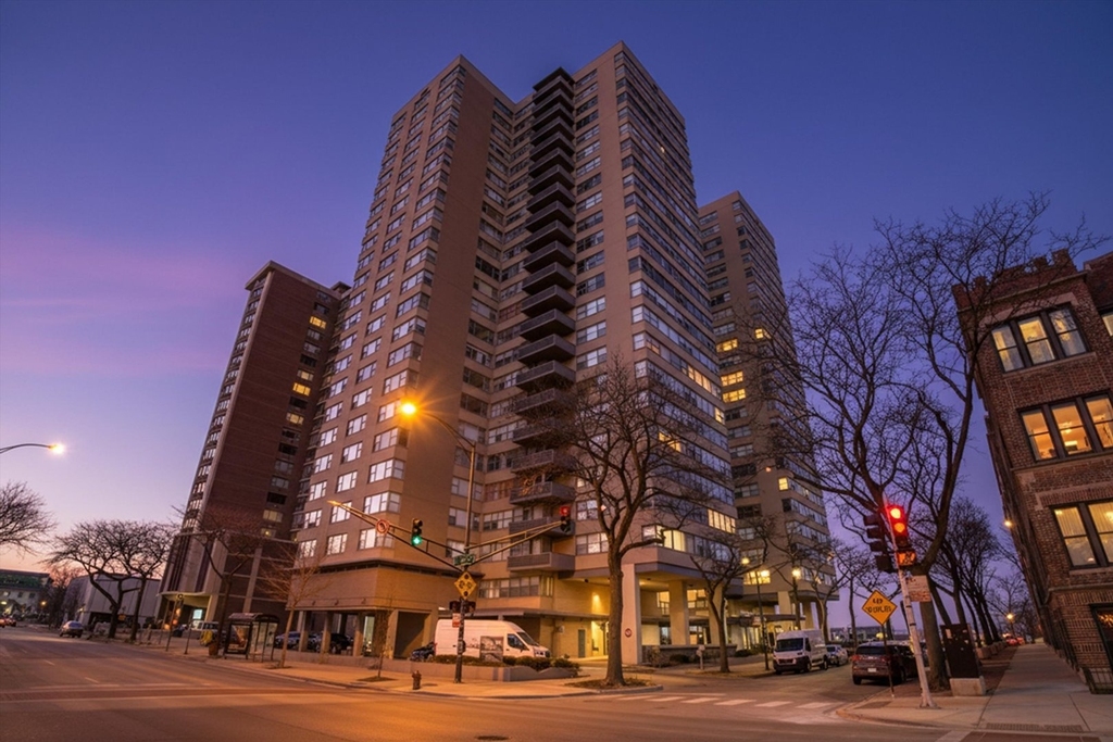 6301 N Sheridan Road - Photo 1