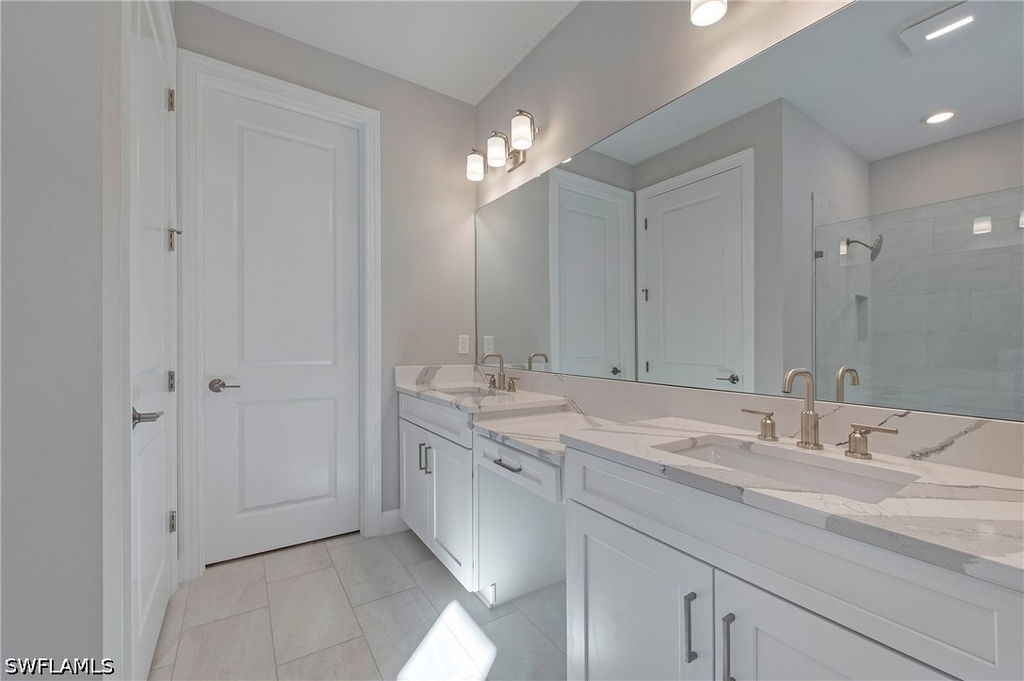 17471 Caravita Lane Lane - Photo 18