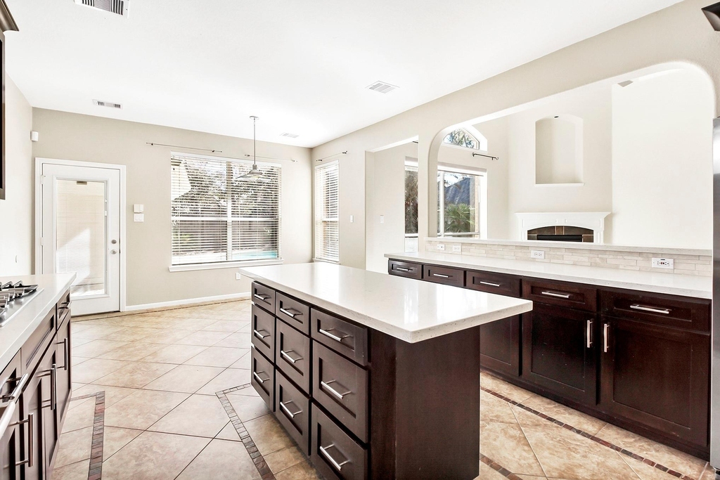 803 Chisel Point Drive - Photo 15