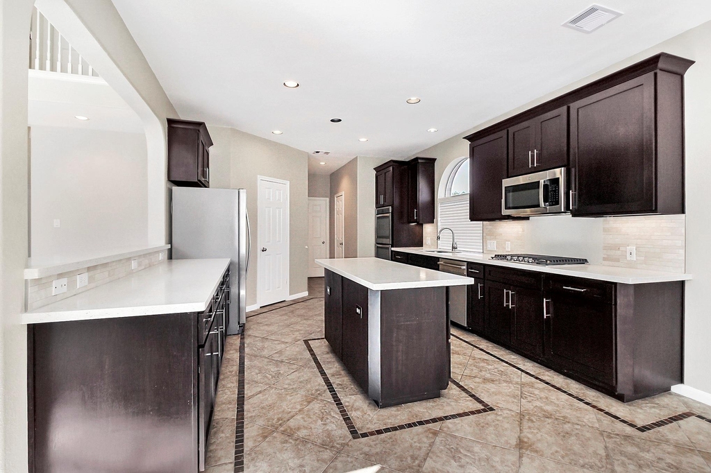 803 Chisel Point Drive - Photo 14