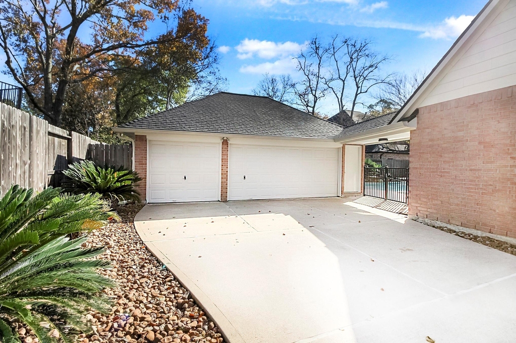 803 Chisel Point Drive - Photo 34