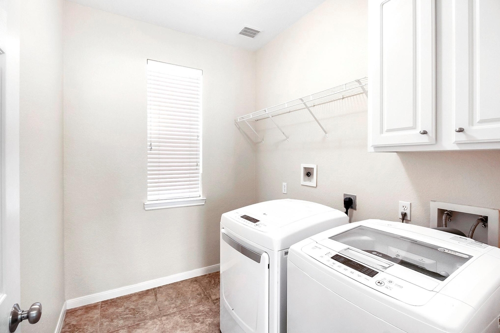 803 Chisel Point Drive - Photo 18
