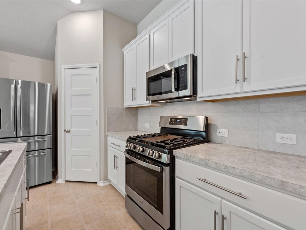 2901 Yaupon Grove Lane - Photo 13