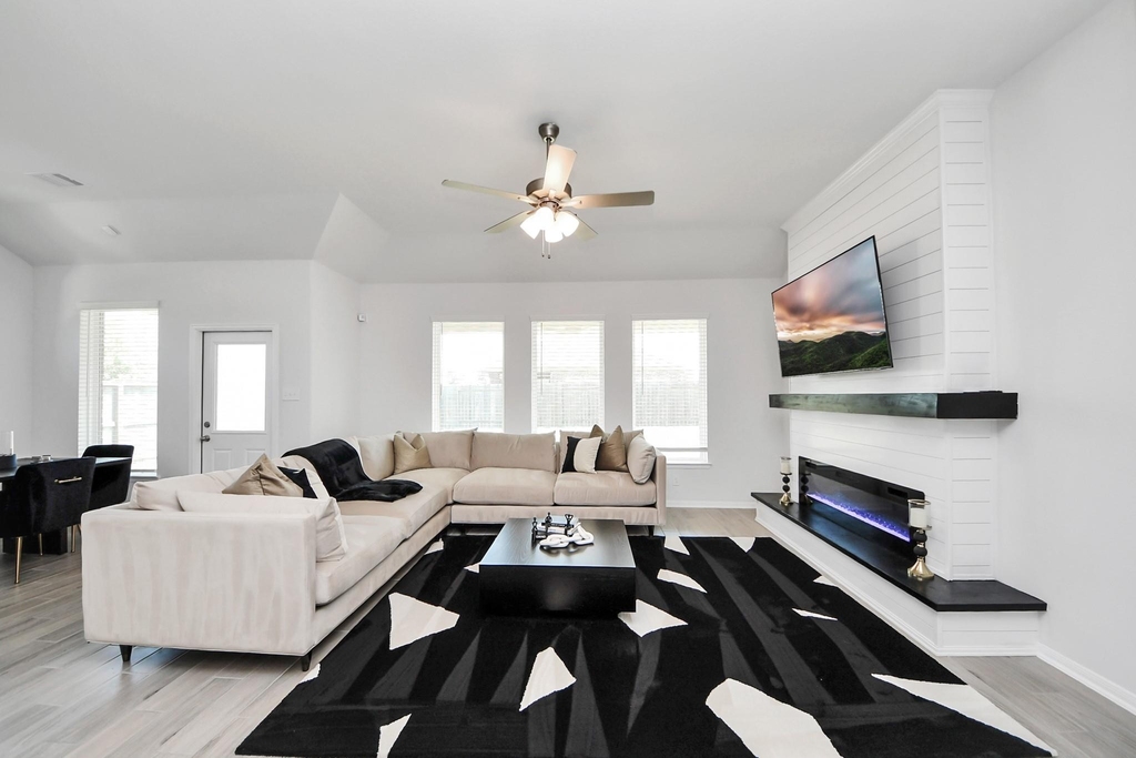 10603 Juniper Branch Drive - Photo 2