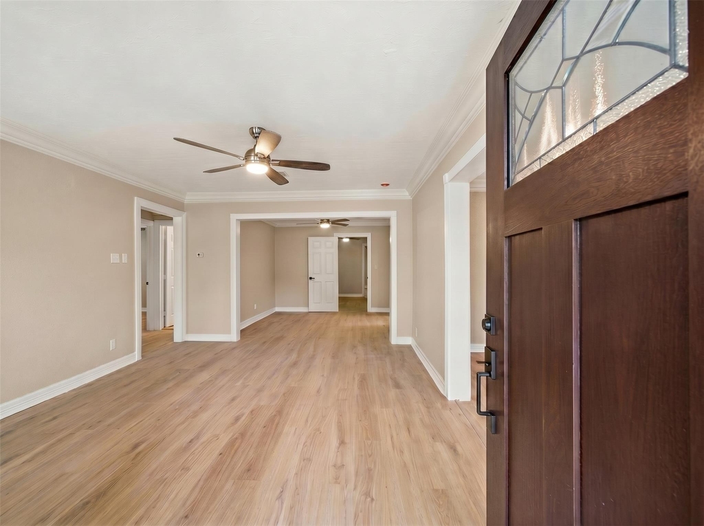 417 13th Avenue N - Photo 2