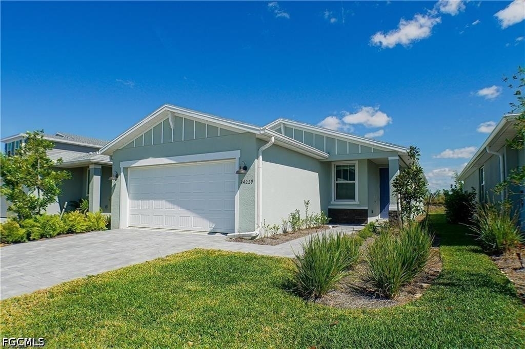 44229 Saddlewood Court - Photo 1