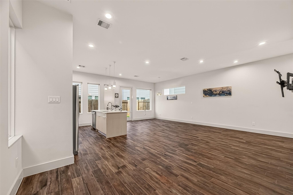 4418 Bora Bora Lane - Photo 9