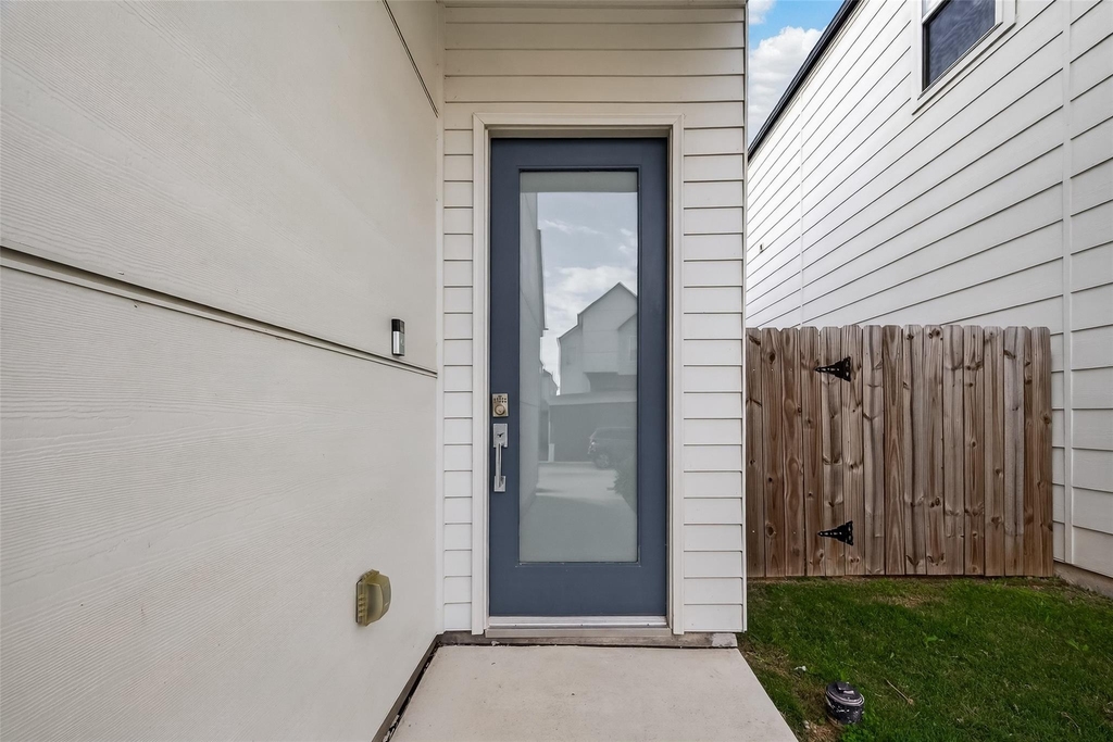 4418 Bora Bora Lane - Photo 4