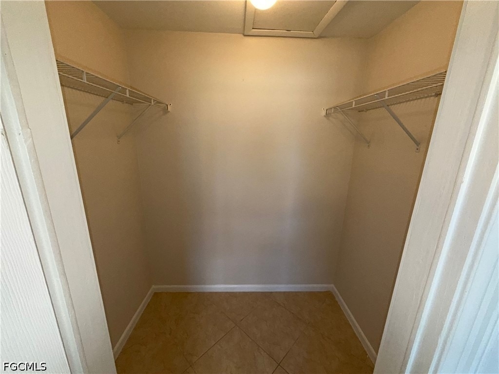 1101 Leeland Heights Boulevard E - Photo 4