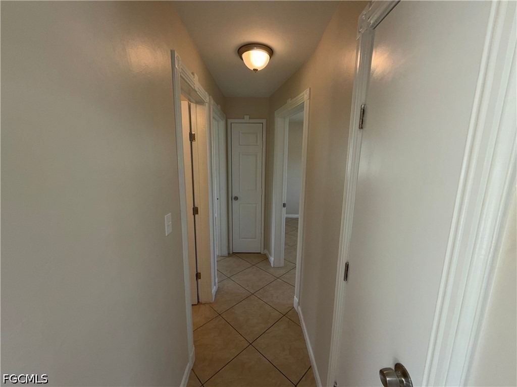 1101 Leeland Heights Boulevard E - Photo 7