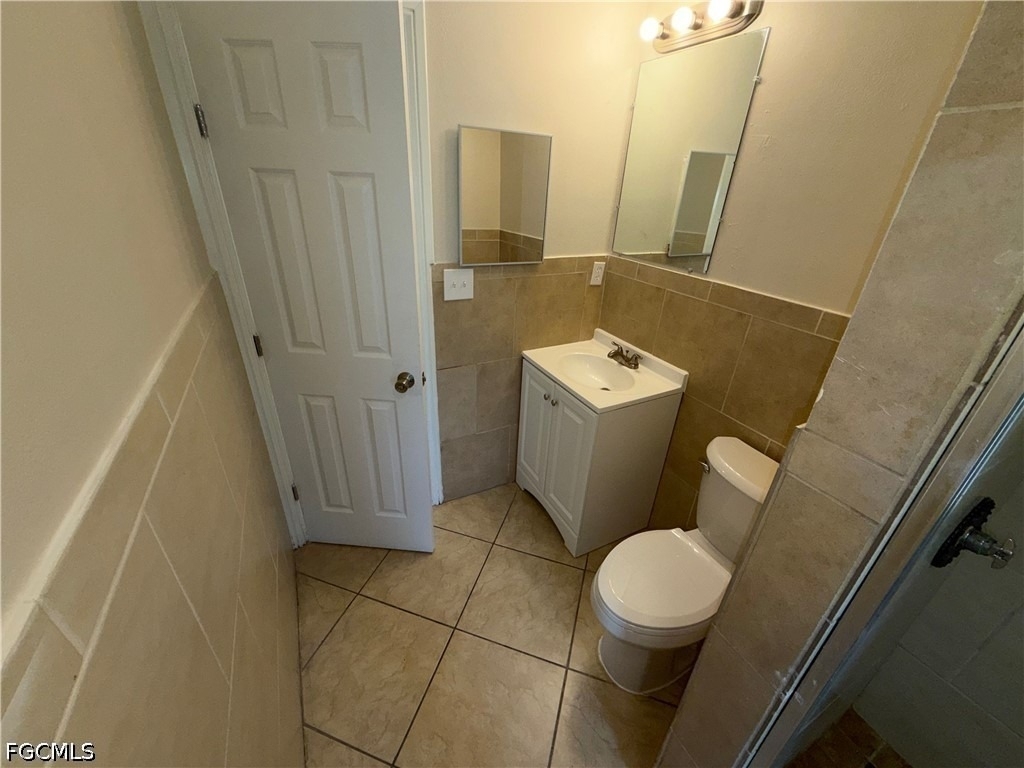 1101 Leeland Heights Boulevard E - Photo 16