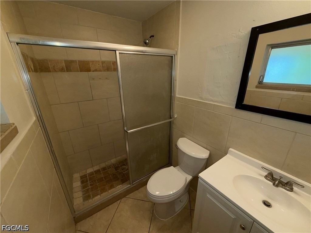 1101 Leeland Heights Boulevard E - Photo 14