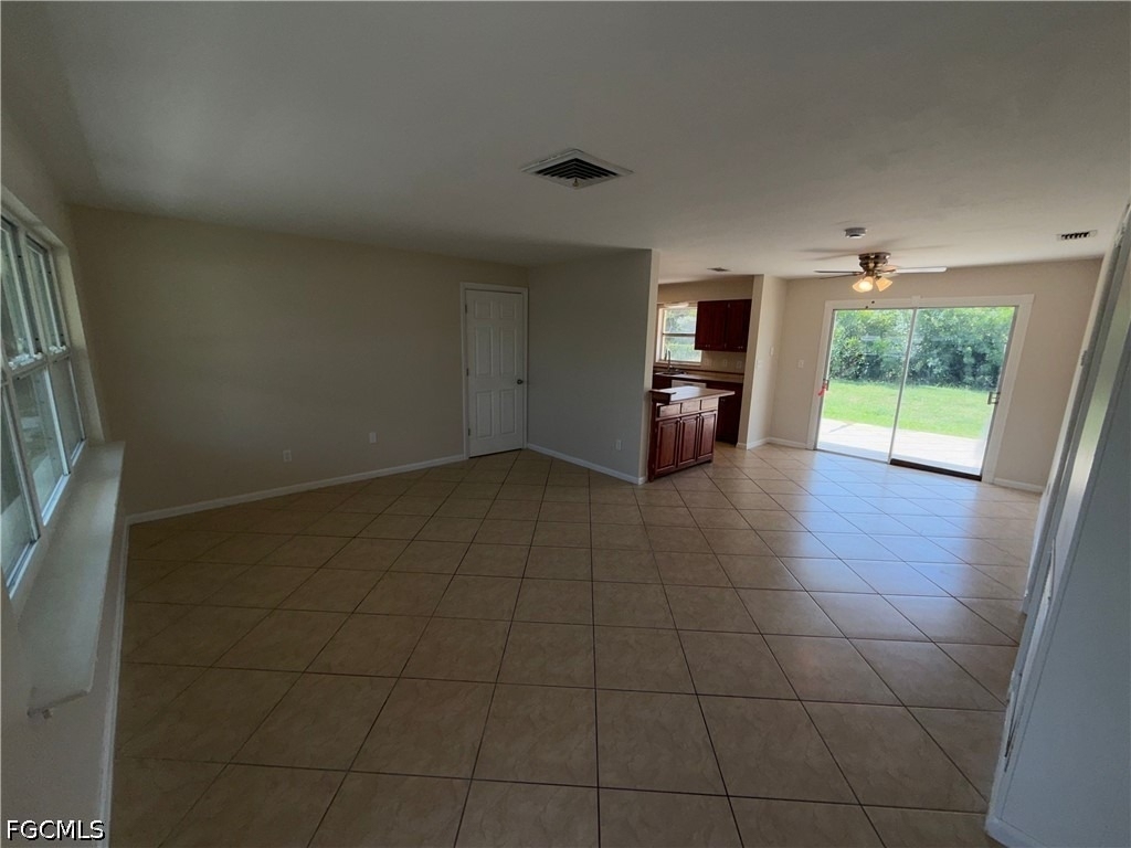 1101 Leeland Heights Boulevard E - Photo 3