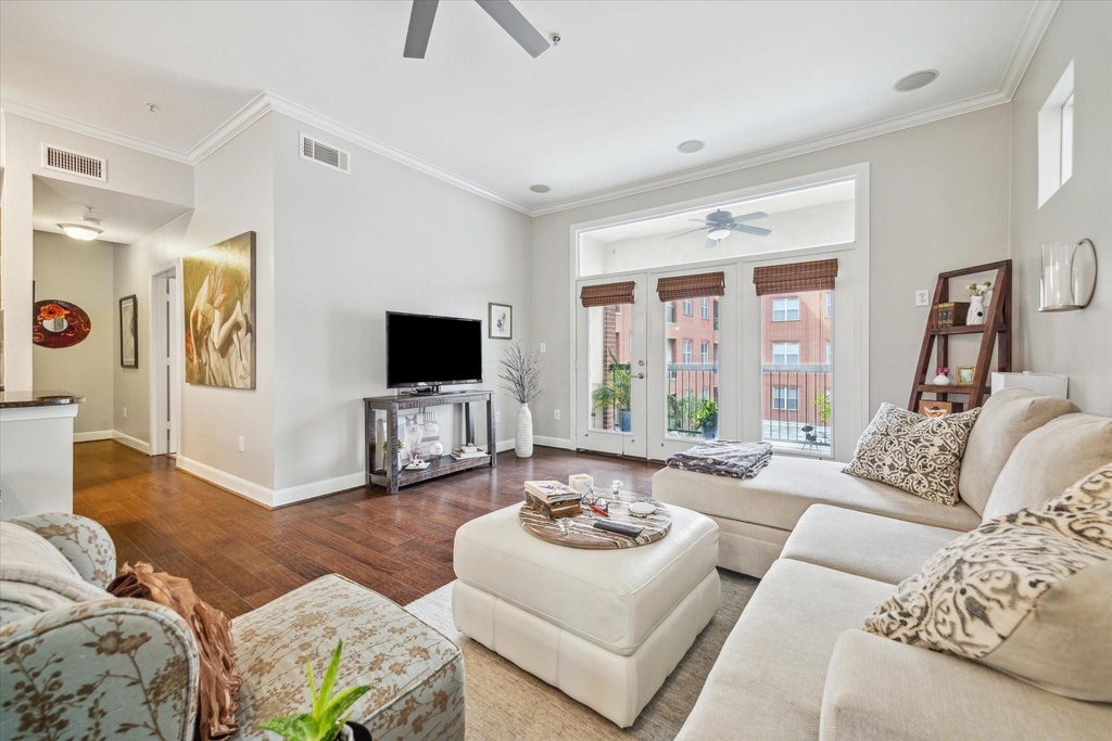 300 St Joseph Parkway - Photo 6